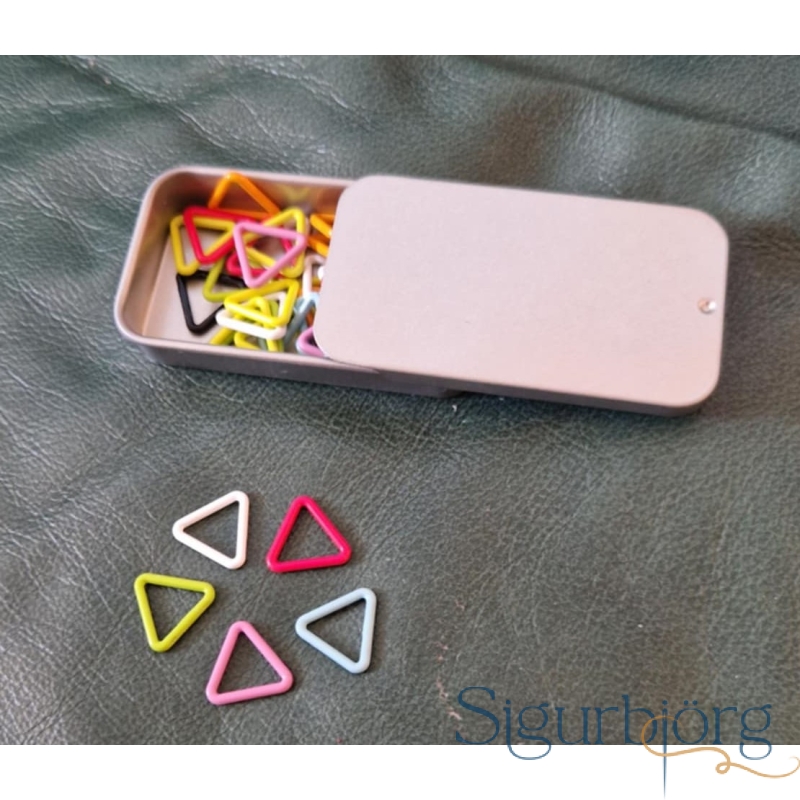 Prjónamerki í boxi - þríhyrningar