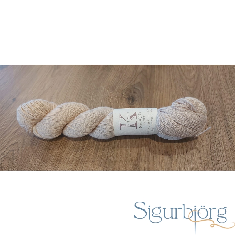 Kumpiy-Nasquy-Húðlitt