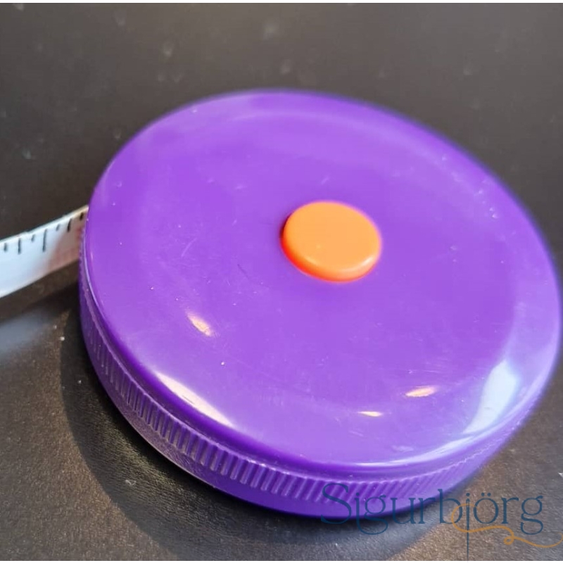 Málband upprúllanlegt. - Fjólublátt