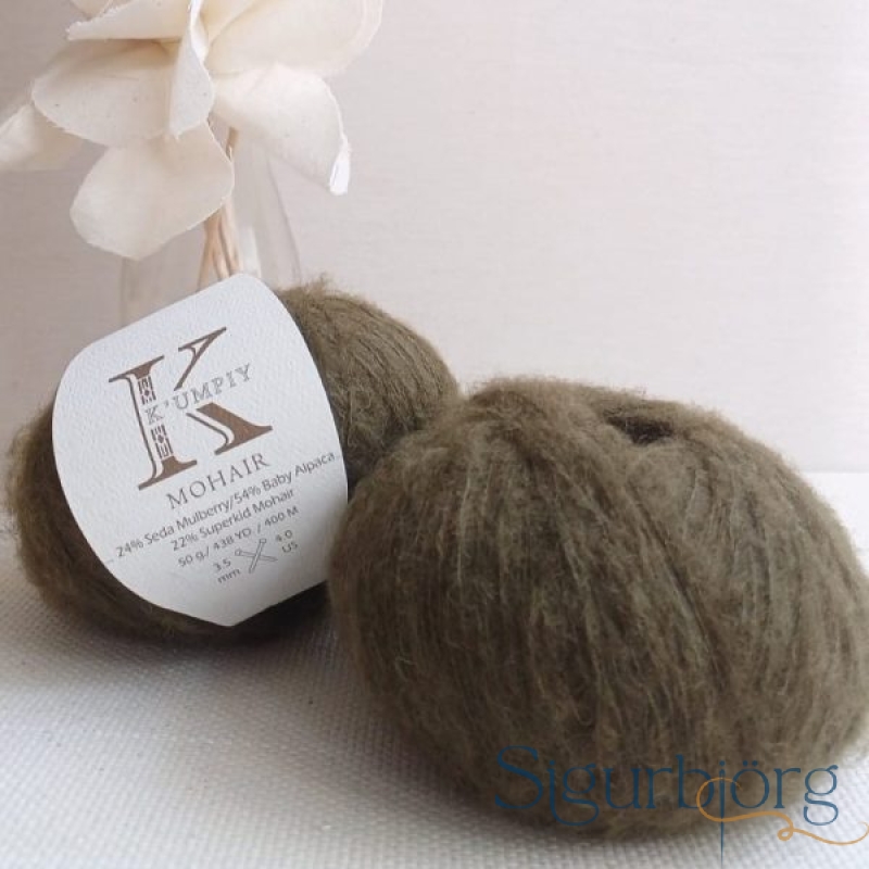 Kumpiy-Mohair-swamp green