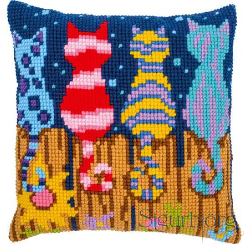 Púði Kisur á girðingu