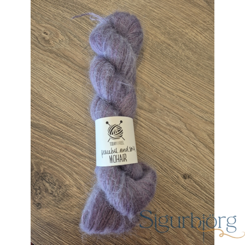 Mohair - Peaceful and still