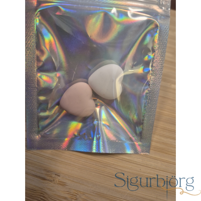 Hjörtu hvítt og bleikt