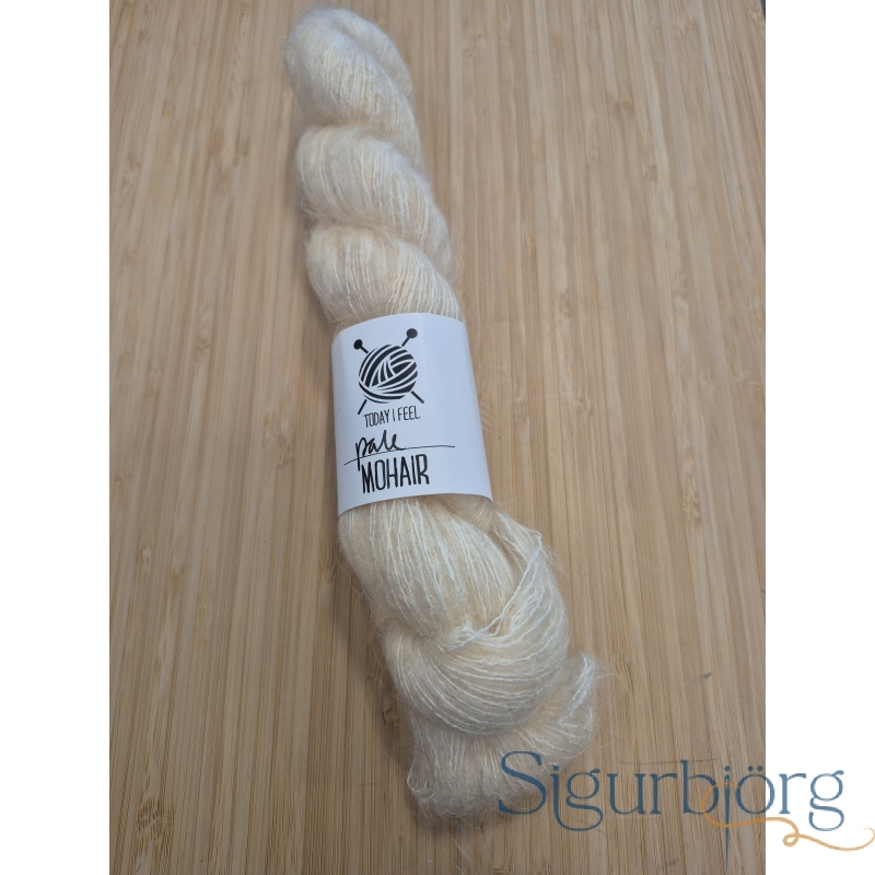 Mohair - Pale