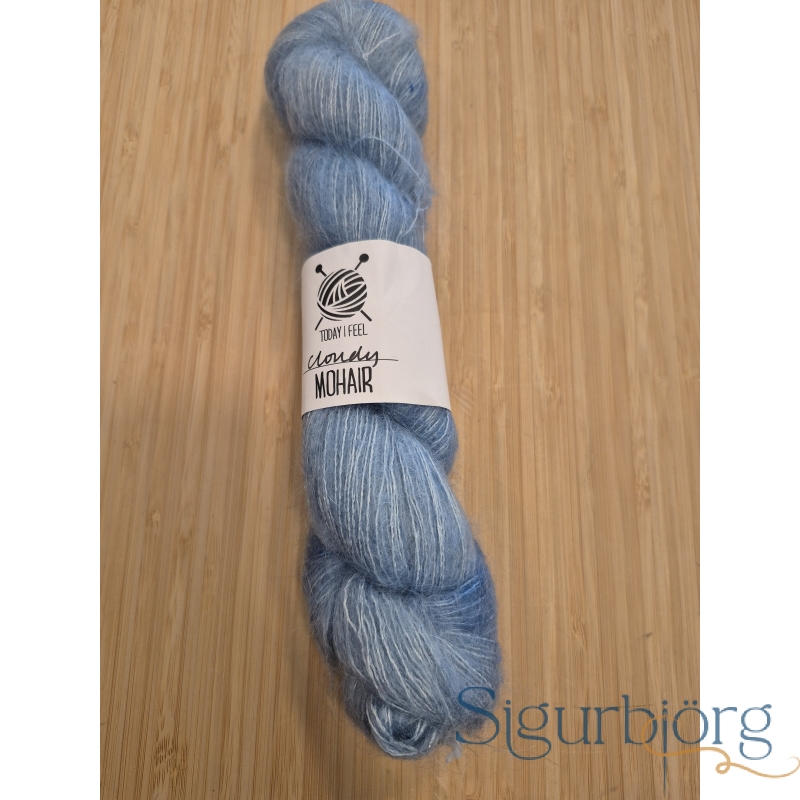 Mohair - Cloudy